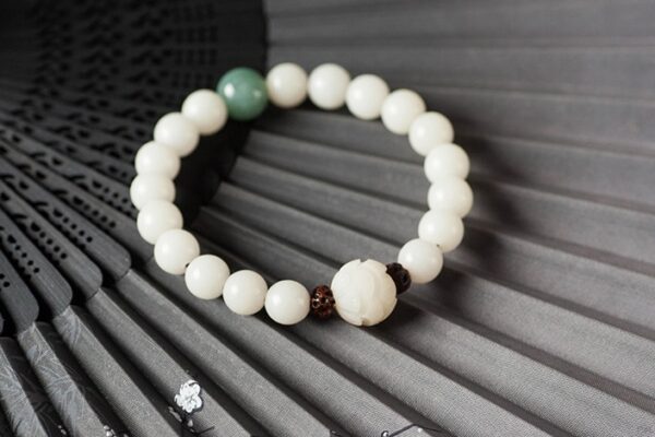 Elegant Natural White Jade Bodhi Bead Bracelet for Women, Stylish Bodhi Bead Bracelet with Natural Jade, Unique Women's Jade Bracelet for Spiritual Wellness