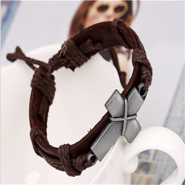 Stylish Brown Leather Cross Bracelets for Men, Trendy Leather Bracelets with Cross Design, Durable Brown Leather Cross Bracelets for Everyday Wear