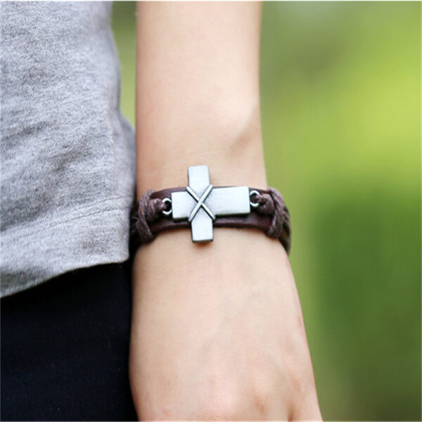 Stylish Brown Leather Cross Bracelets for Men, Trendy Leather Bracelets with Cross Design, Durable Brown Leather Cross Bracelets for Everyday Wear