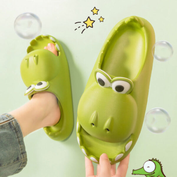 Cute Kids Dinosaur Slippers for Fun and Comfort, Parent-Child Cartoon EVA Sandals for Matching Outfits, Wholesale Kids Dinosaur Sandals for Summer