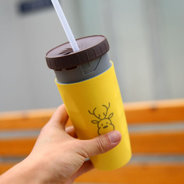 Portable Twist Cup with Straw for Travel, Insulated Tumbler for Kids and Adults, Versatile No-Cover Travel Tumbler for Easy Drinking