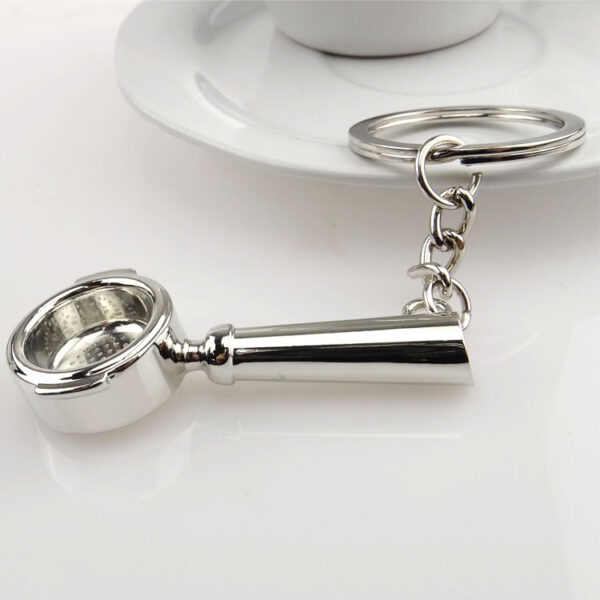 Metal Pan Spoon Keychain, Kitchen Accessory Charm, Practical and Stylish Key Holder