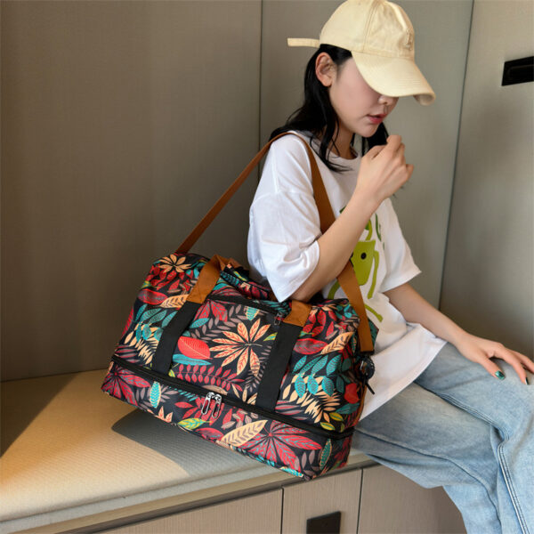 Fashionable Personality Hand-Carry Travel Bag, Stylish Travel Bag with Unique Design, Trendy Hand-Carry Fashion Travel Bag