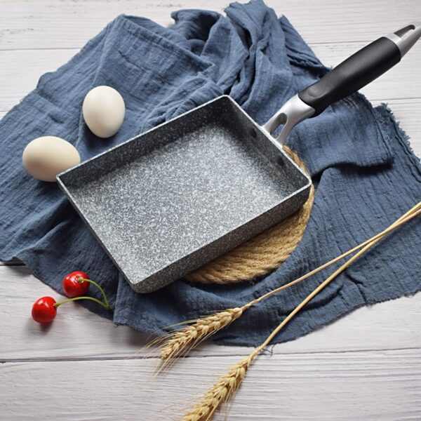 Compact Square Frying Pan for Fried Egg Rolls, Versatile Small Square Cooking Pan, Ideal for Egg Rolls and Mini Dishes