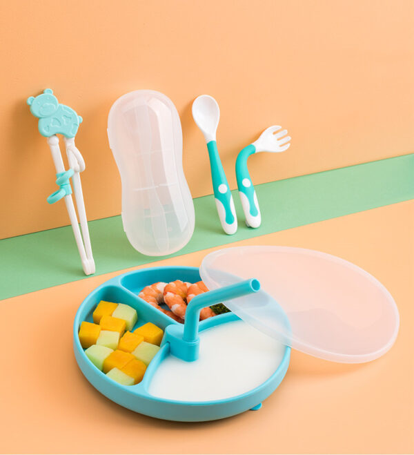 Baby Dinner Plate Children's Tableware Silicone Partition Suction Cup Set, Safe Silicone Suction Plate with Partition for Babies, Easy to Clean and Use