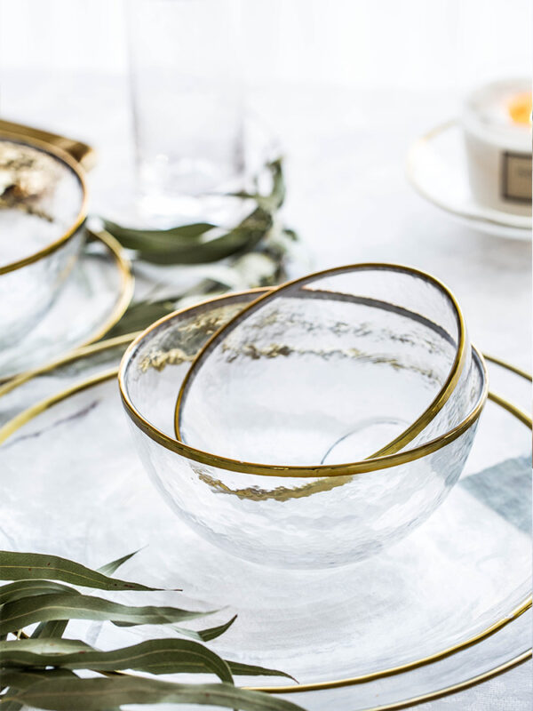 Stylish Glass Tableware Set Inspired by Phnom Penh Design, Elegant and Modern Glass Plates and Bowls for Dining