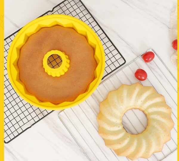 High-Temperature Resistant Silicone Chiffon Cake Mold, Non-Stick Chiffon Cake Baking Tool, Durable Silicone Mold for Perfect Chiffon Cakes