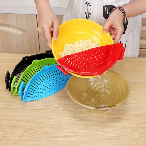 Leak-Proof Drainer for Kitchen Noodle Straining, Household Water Filter for Cooking, Kitchen Noodle Drainer with Leak-Proof Design