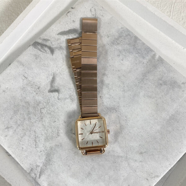 Female Student Square Watch, Stylish Square Watch for Female Students, Elegant Square Design Watch for Women