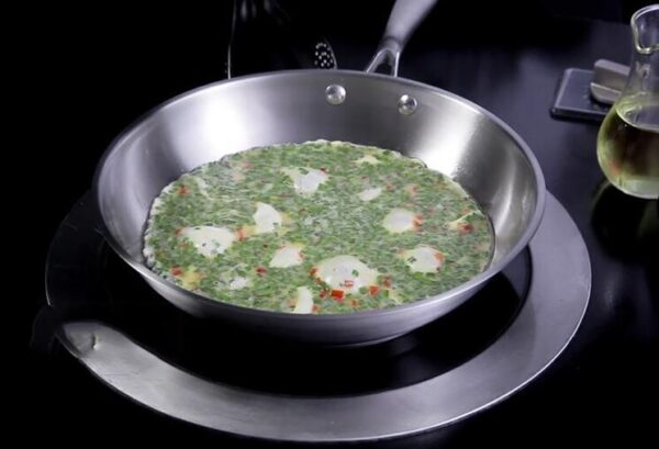 High-Quality Steel Frying Pan, Durable Cookware for Everyday Use, Essential Kitchen Skillet