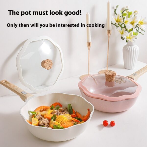 Household Magnolia Ceramic Non-Stick Pan, Elegant Design with Superior Non-Stick Surface, Ideal for Everyday Cooking