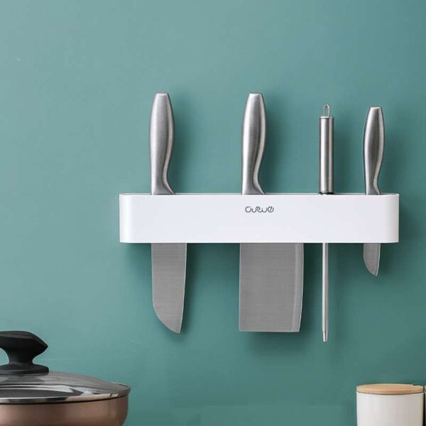 Wall-Mounted Knife Holder, Multifunctional Kitchen Tool, Efficient and Space-Saving Organizer