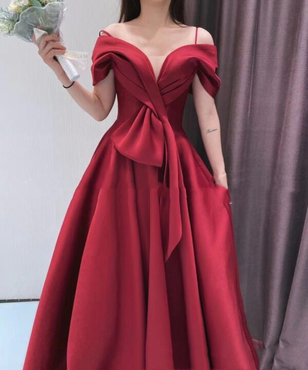 Off-Shoulder Engagement Evening Dress for Women, Elegant Off-Shoulder Return Dress for Evening Events, Stylish Women's Off-Shoulder Engagement Dress