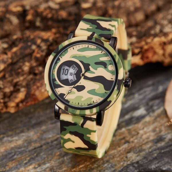 Camouflage Student Sports Watch with Double Display, Stylish Silicone Strap Camouflage Sports Watch, Fashionable Double Display Sports Watch for Students