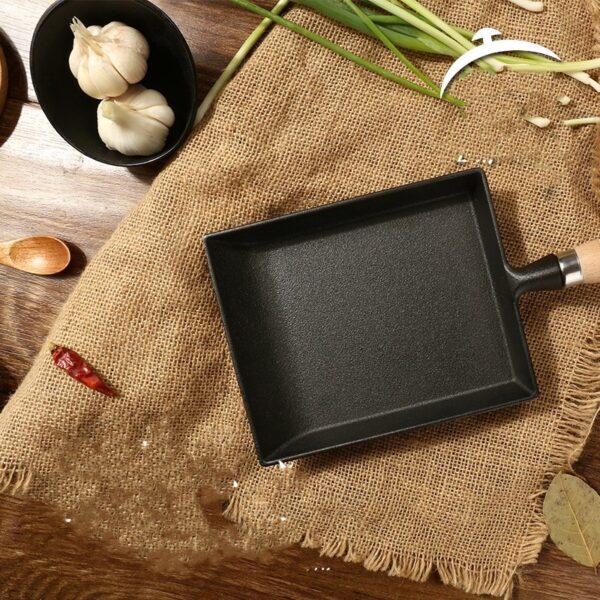 Japanese Tamagoyaki Flat Non-Stick Pan, Perfect for Egg Rolls and Omelets, High-Quality Non-Stick Cooking Pan