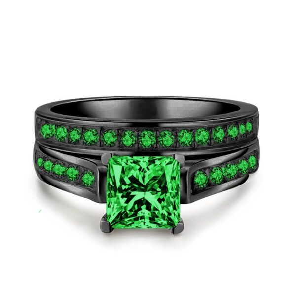 Elegant Emerald Women’s Ring in European and American Stainless Steel, Stylish Emerald Green Stainless Steel Ring for Women