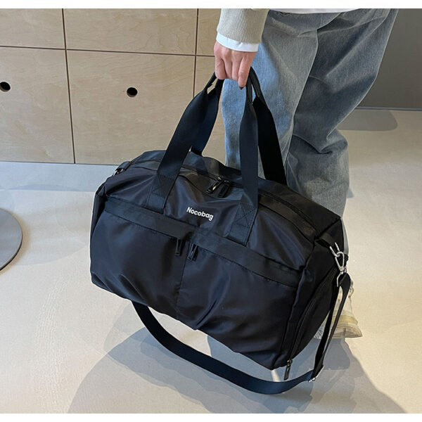 Business Trip Lightweight Tote Bag, Large Capacity Travel and Gym Bag, Sports Gym Tote for Easy Travel