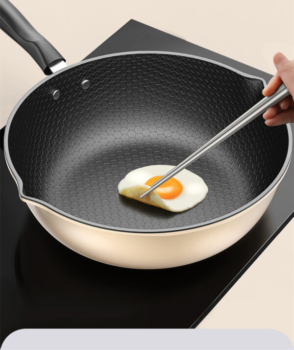 Honeycomb Wok for Induction and Gas Stoves, Durable Household Cooking Pot, Versatile Wok for All Cooking Surfaces