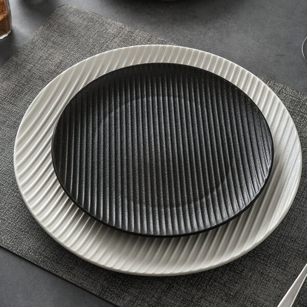 Elegant Japanese Matte Steak Plate for Western Cuisine, Stylish Dinner Plate for Sushi, Dessert, and Cake, Ideal for Hotel and Restaurant Use