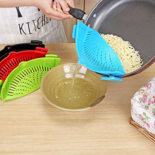 Leak-Proof Drainer for Kitchen Noodle Straining, Household Water Filter for Cooking, Kitchen Noodle Drainer with Leak-Proof Design