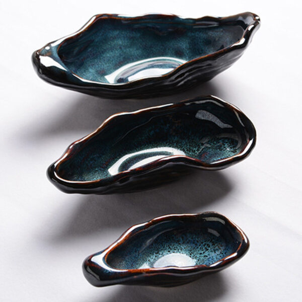 Creative Ceramic Oyster Shaped Tableware Plate, Unique Oyster-Shaped Ceramic Plate, Artistic and Functional Dining Plate