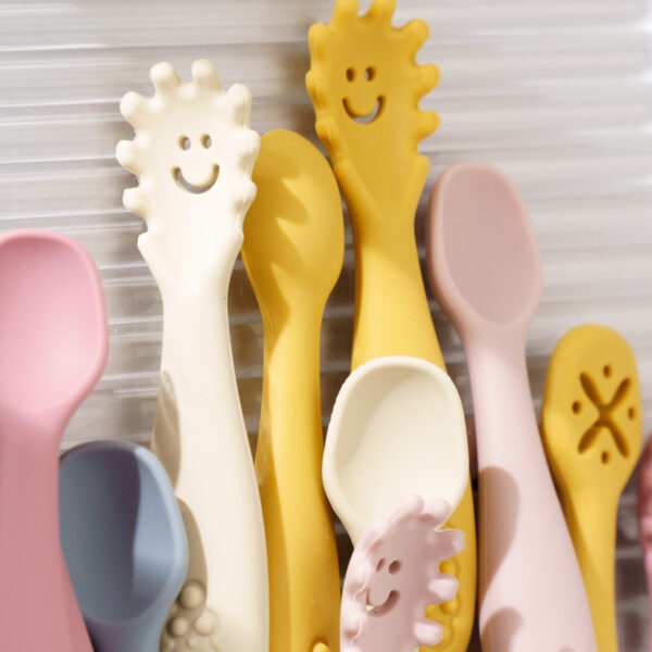 Set of 3 Silicone Spoons and Forks for Baby, Soft and Safe Baby Cutlery, Non-Toxic Silicone Baby Feeding Utensils