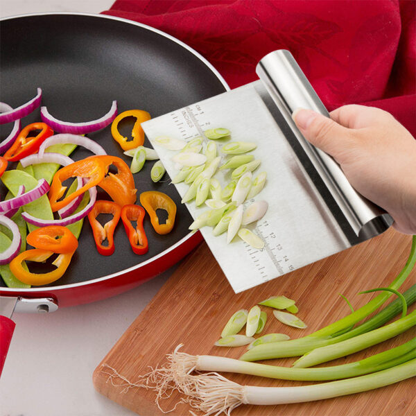 Stainless Steel Pastry Spatulas and Cutter Set, with Scale and Dough Scraper, Ideal for Cake Decoration and Baking