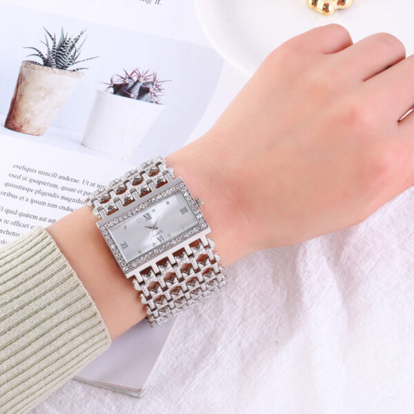 Women's Steel Band Watch with Square Dial and Diamond Rhinestones, Elegant Steel Band Watch with Roman Numerals and Diamonds for Women