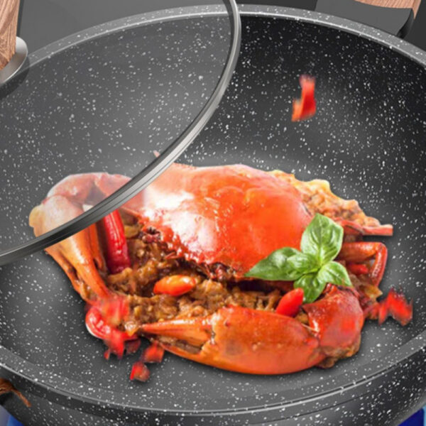 Universal Pan for Household Induction Cookers, Versatile Cooking Pan for All Heat Sources, Durable and Efficient