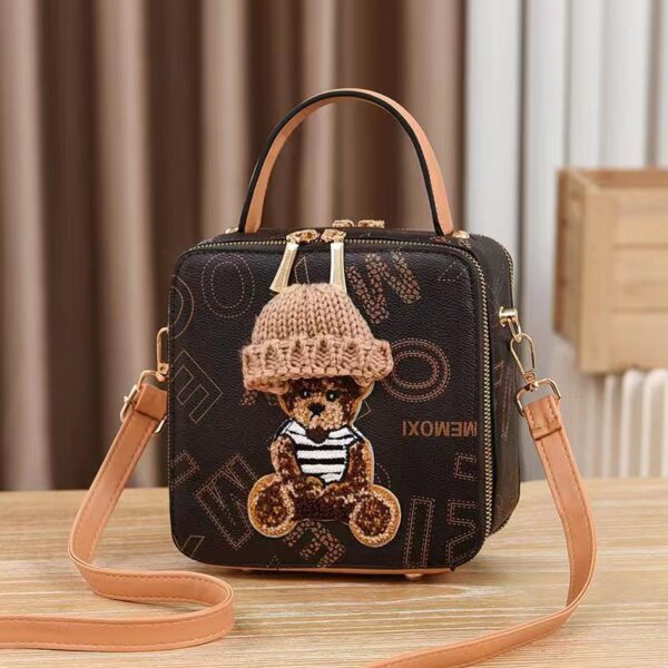 Fashionable Portable Bear Box Bag, Trendy Shoulder Bag with Bear Design, Stylish Portable Bear-Shaped Shoulder Bag