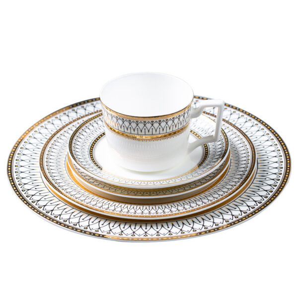 Phnom Penh Flower Tableware Set , Floral Ceramic Dinnerware with Gold Trim , Elegant Phnom Penh Flower Plates and Bowls