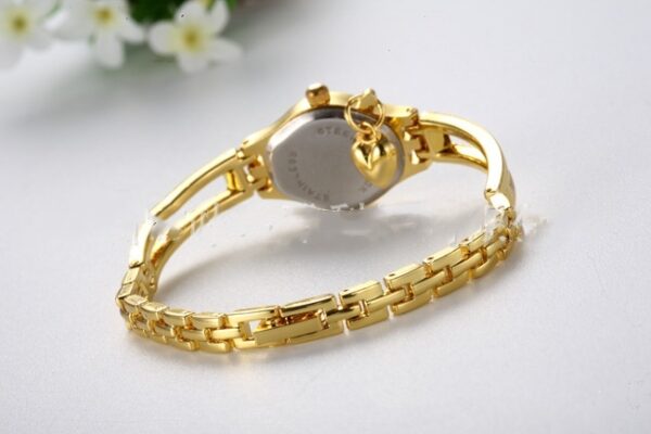 Gold Women's Bracelet Watch with Honey Heart Rhinestone, Elegant Gold Bracelet Watch with Rhinestone Details for Women, Casual Stainless Steel Watch with Heart Rhinestones