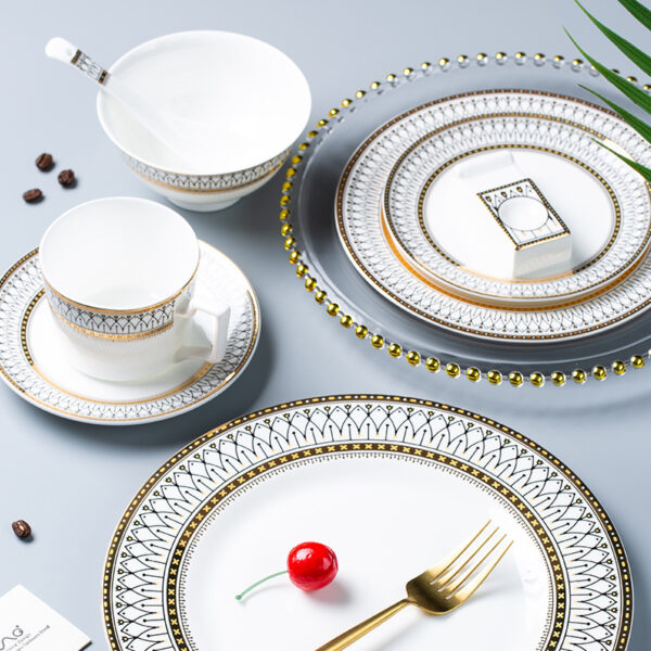 Phnom Penh Flower Tableware Set , Floral Ceramic Dinnerware with Gold Trim , Elegant Phnom Penh Flower Plates and Bowls